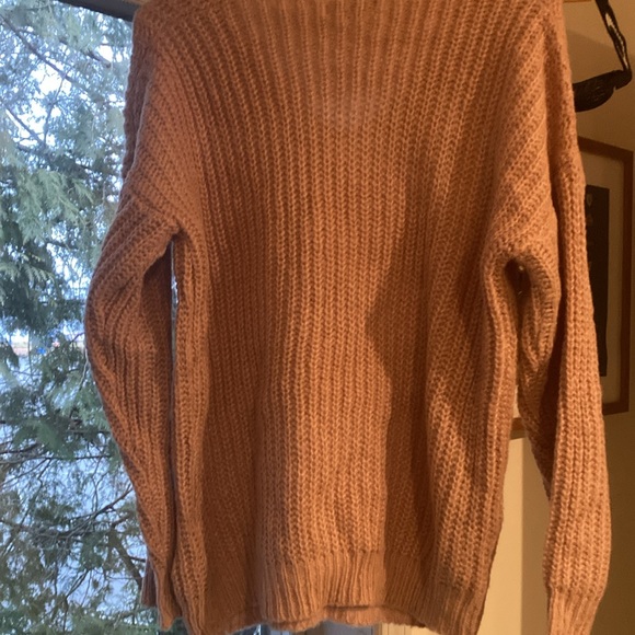 SHEIN sweater - Picture 2 of 3